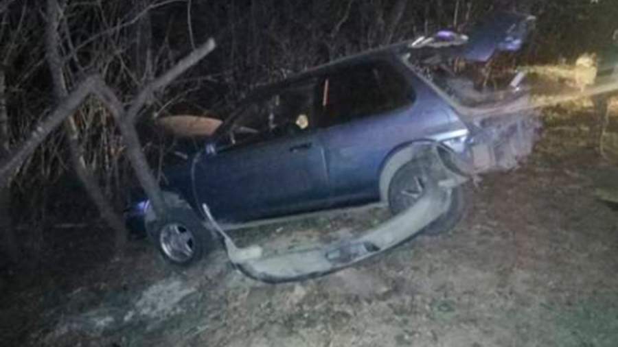 В Приморье двое из трех катавшихся в авто родителей подростков погибли в ДТП<br />
