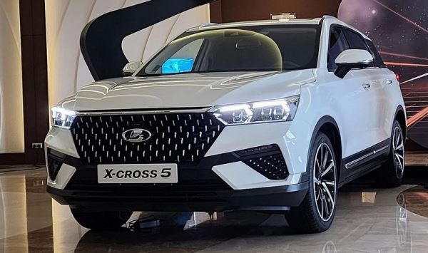Выпуск автомобилей нового семейства Lada планируют наладить в Санкт-Петербурге