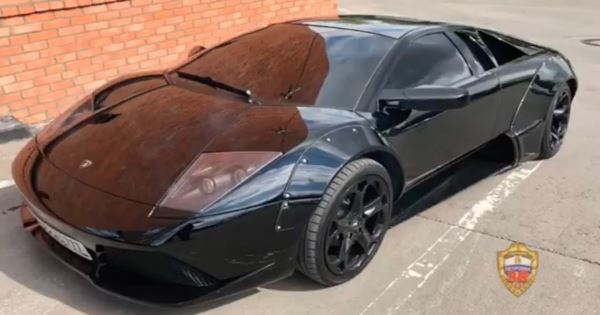 Дерзкий угон Lamborghini с парковки в Москве попал на видео