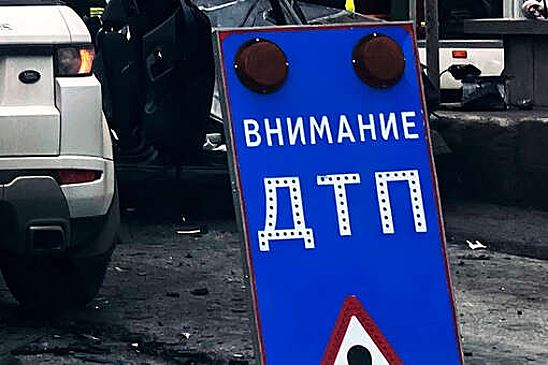 Один человек погиб, четверо пострадали в ДТП с рейсовым автобусом в Петербурге